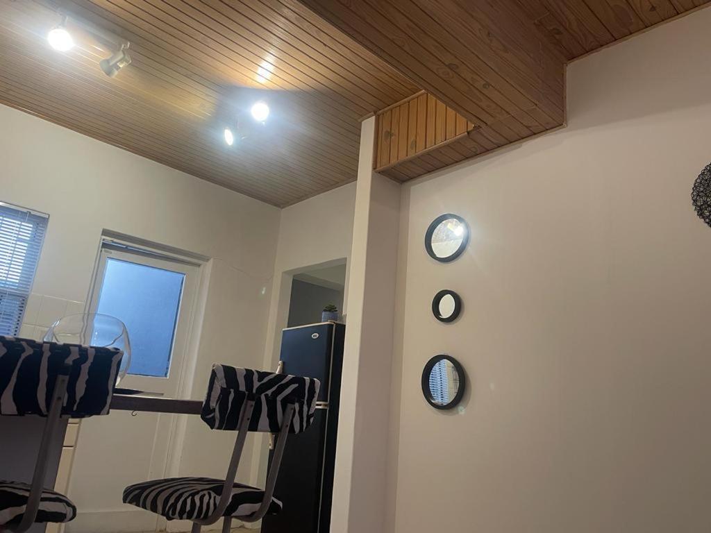 Coastwave Guest House ولفس بي المظهر الخارجي الصورة