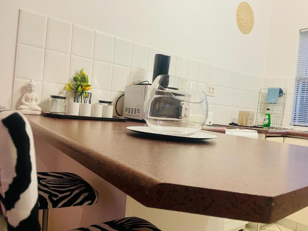 Coastwave Guest House ولفس بي المظهر الخارجي الصورة
