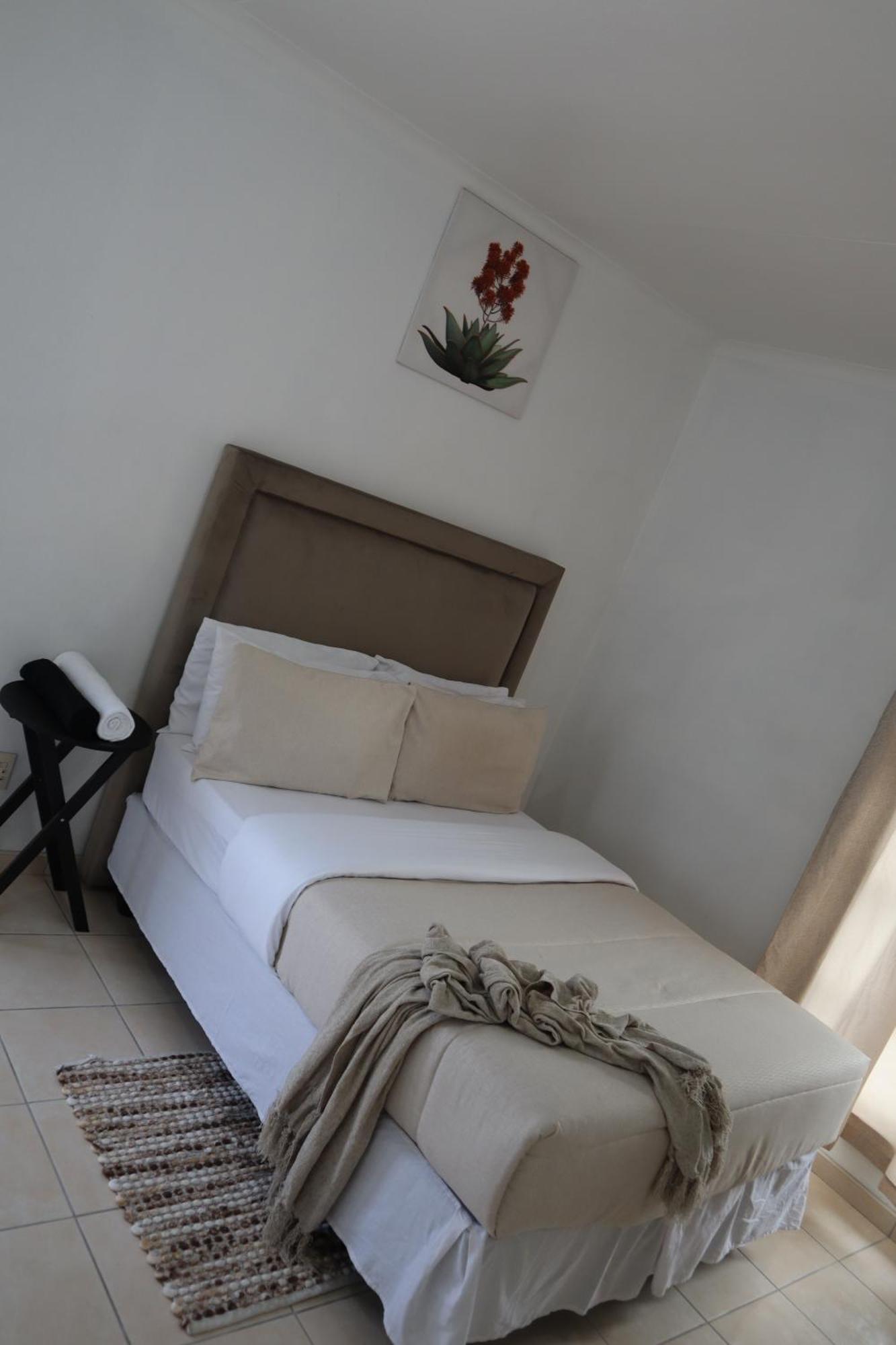 Coastwave Guest House ولفس بي المظهر الخارجي الصورة